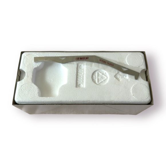 Mac Tools Collector's Club #1 The‎ Pro’s Choice Racing Champion 1:24 DieCast - Picture 5 of 10